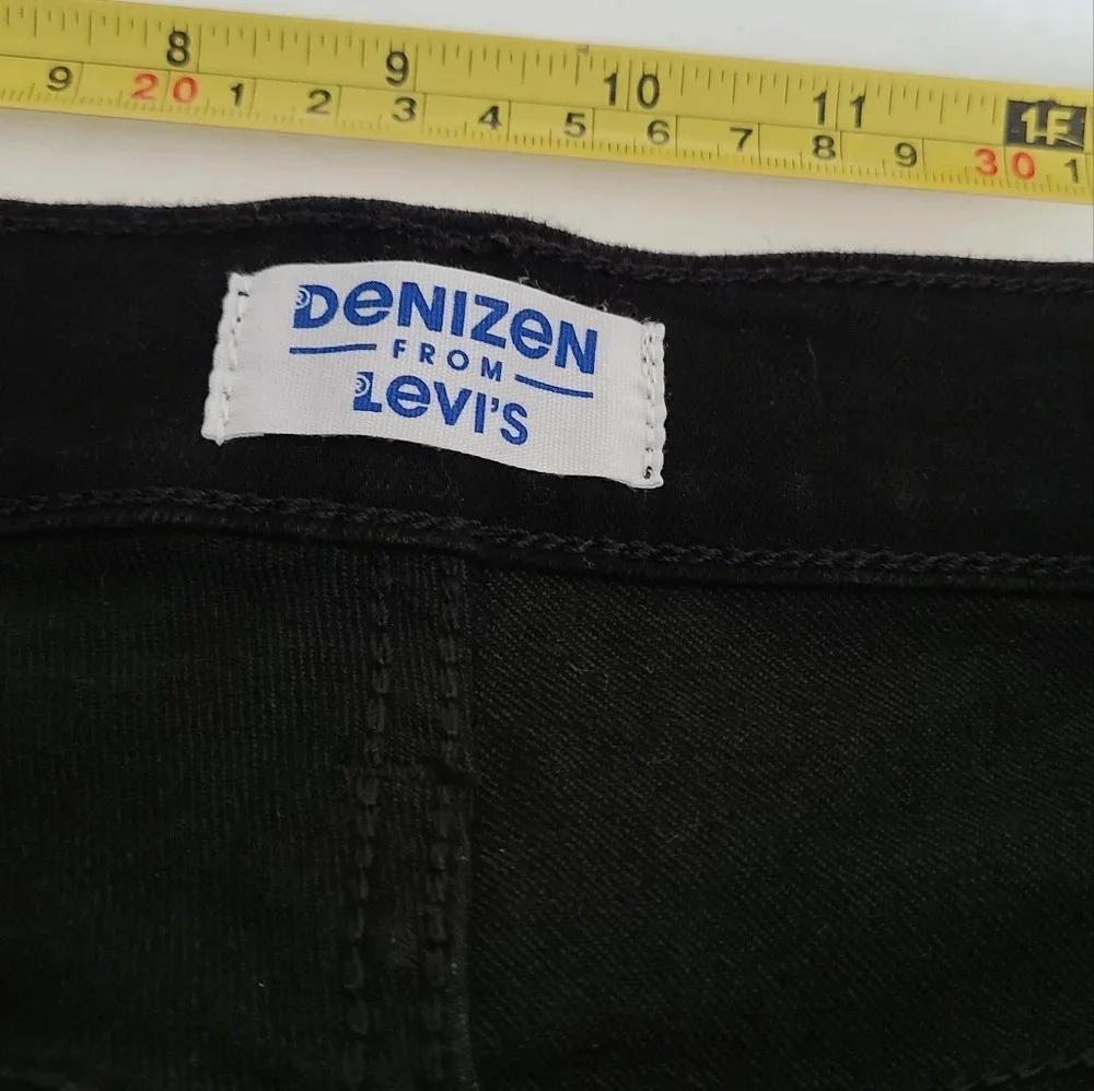 Denizen from Levis good